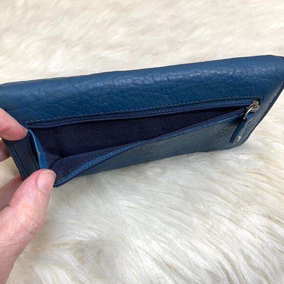 TOMMY HILFIGER Blue Pebbled Genuine Leather Flap Clutch Wallet - Picture 11 of 12